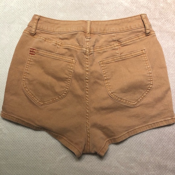 Urban outfitters beige high waist short - Picture 3 of 7